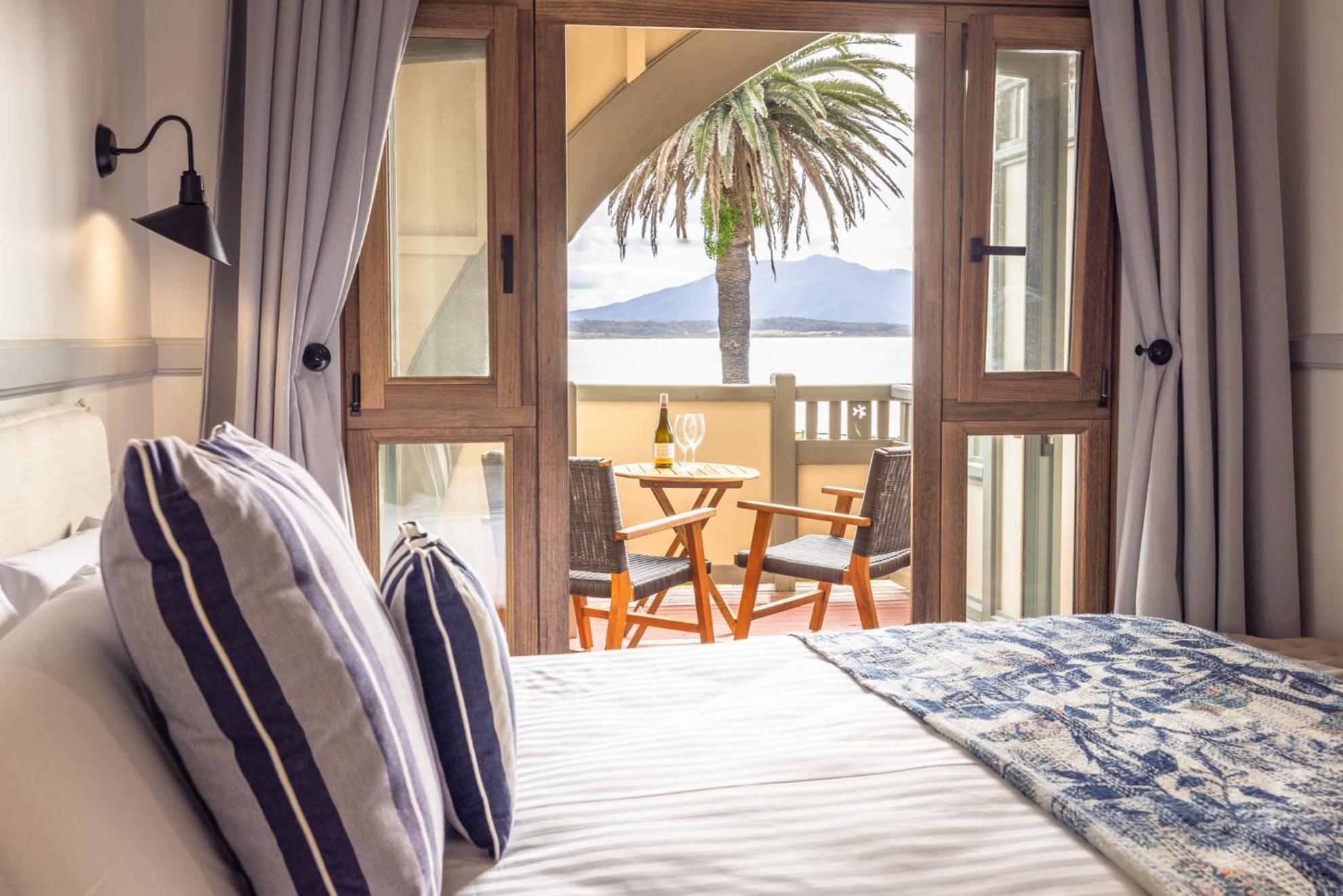 Bermagui Beach Hotel Номер фото