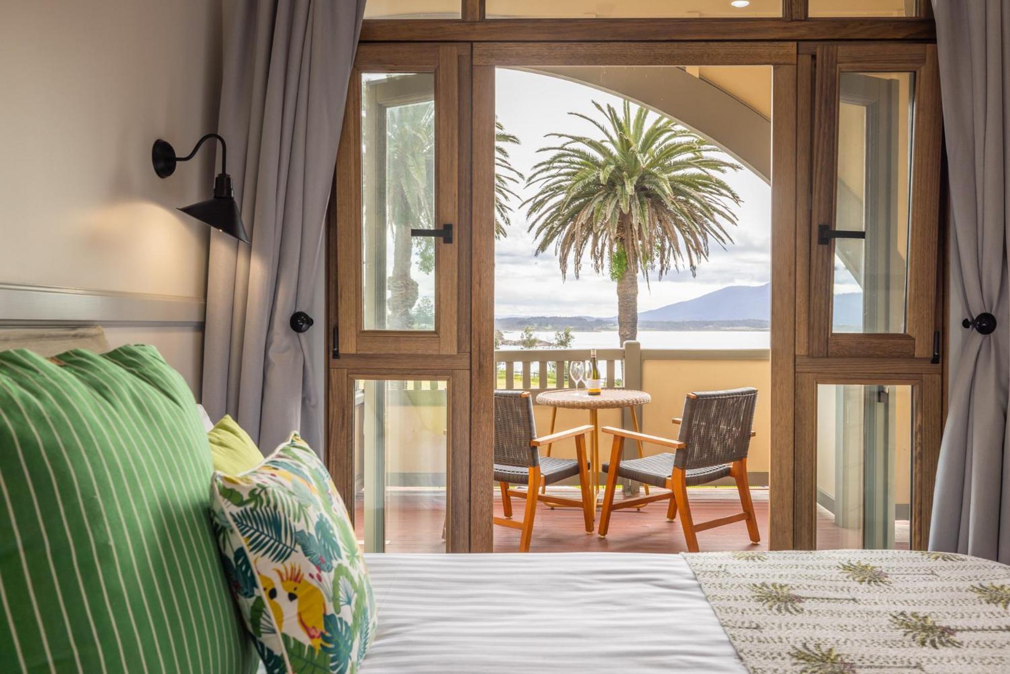 Bermagui Beach Hotel Номер фото